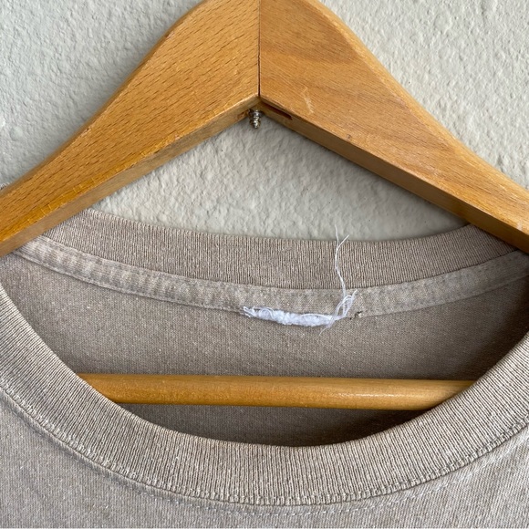 Vintage Yellowstone National Park Grizzly Bear Shirt - Picture 3 of 4